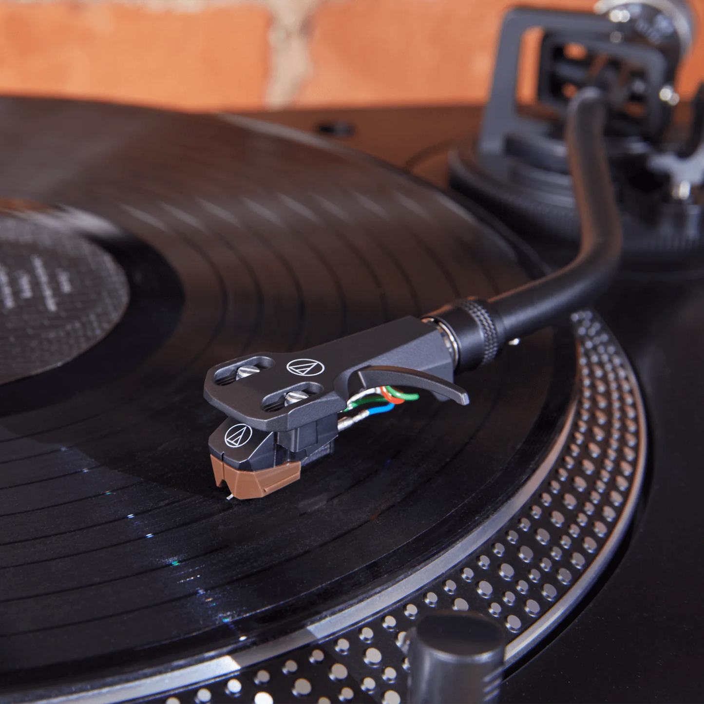 Audio-Technica - VM95SH Dual Moving Magnet Stereo Cartridge