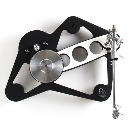 Rega - Planar 10 Turntable